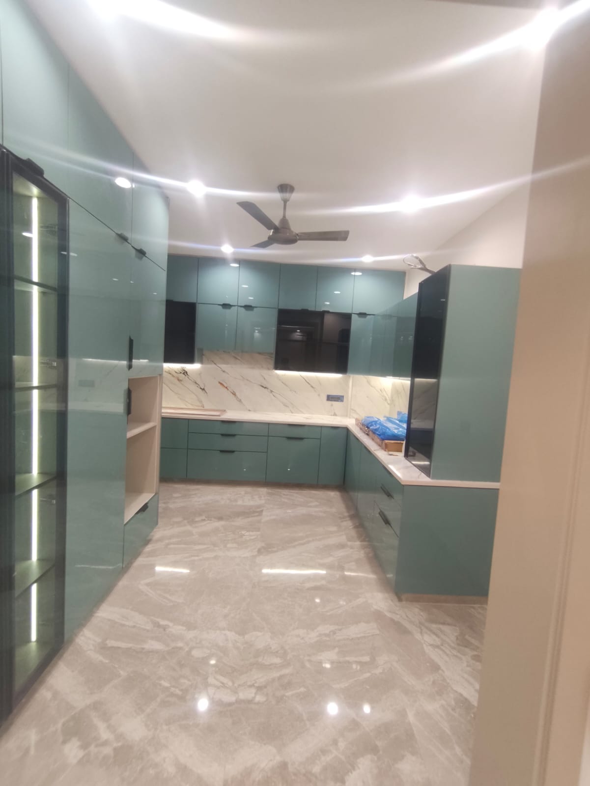 Kitchen with PU Shutters High Gloss